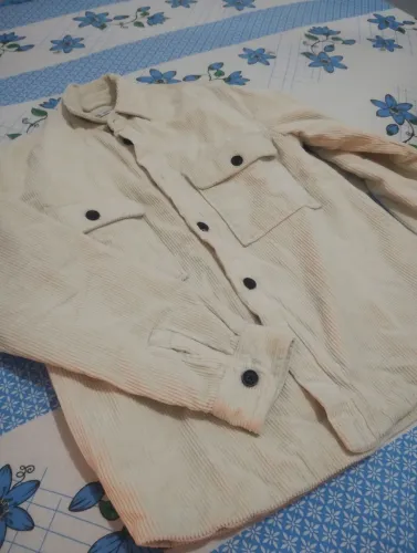 Sobrecamisa Zara Veludo Cotelê Off-White - Nova (Comprada na Espanha)