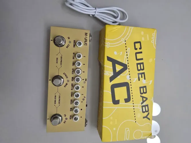 Pedal MVave Cube Baby AC novíssimo