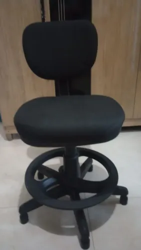 Cadeira Caixa Alta (ou mocho com encosto)