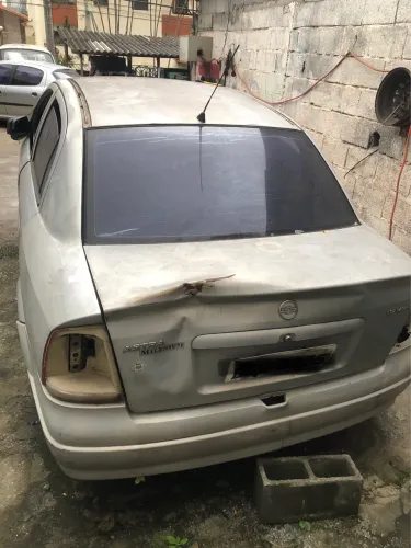 Astra 2001 sedan sucata peças