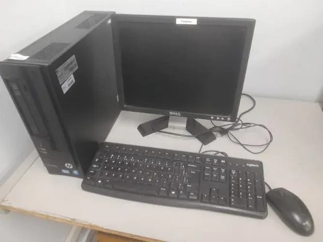 Kit computador básico com monitor, teclado e mouse. - 800,00
