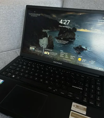 Asus Vivobook 15
