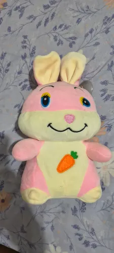Coelho de Pelúcia Rosa e Amarelo 
