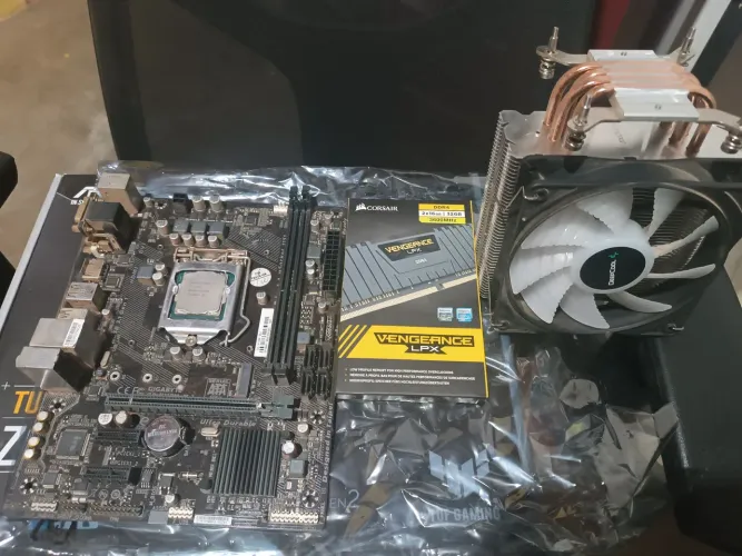 Memória Corsair vengeance 32g(2x16gb) ddr4 2400