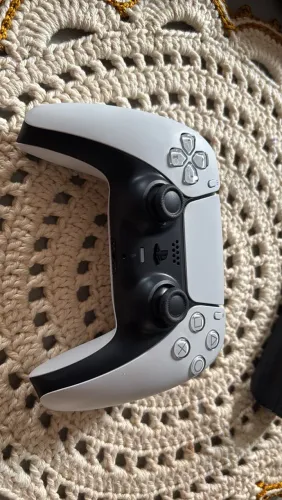 Controle do PS5 novo