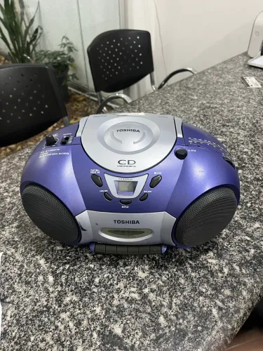 Cd com rádio Toshiba