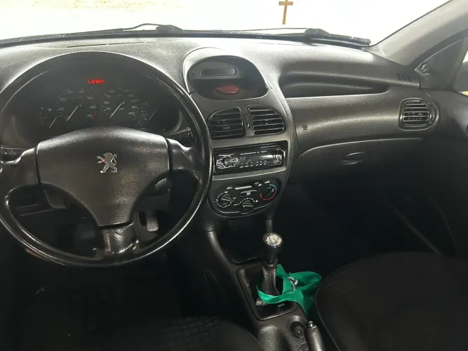 Peugeot 206 Sensation 1.4 Flex 8V 3P 2006