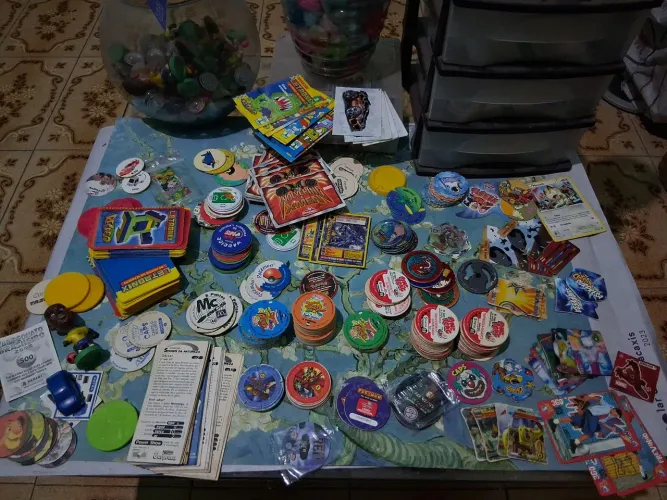 Cards e tazos diversos por unidade (LEIA A DESCRIÇÃO!)