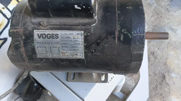 Motor monofasico