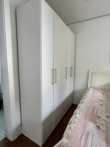 ARMARIO 5 PORTAS TokStok, semi novo