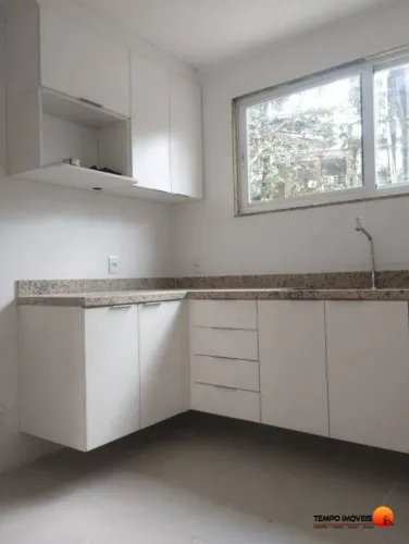 Casa com 3 dormitórios para alugar, 80 m² por R$ 3.972/mês - Engenho do Mato - Niterói/RJ