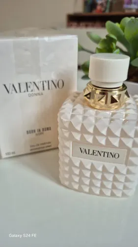 Valentino Donna Born In Roma Ivory 100ml - Feminino - novo