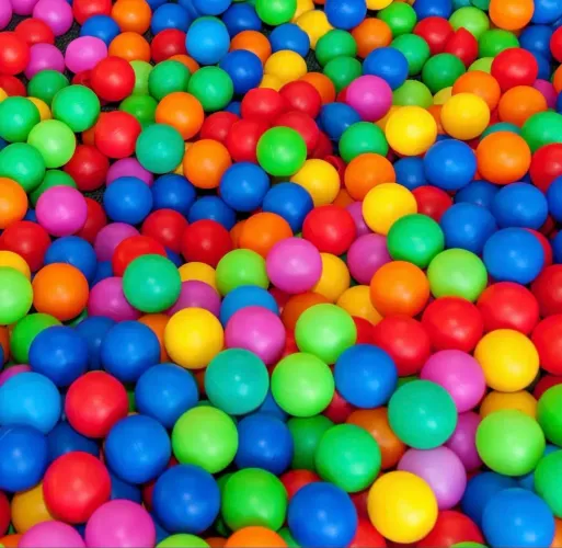 Bolinhas coloridas para piscina 