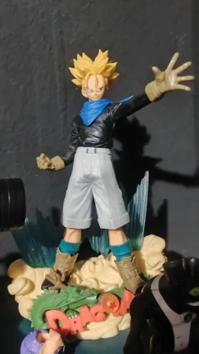 Action Figure Trunks Super Saiyajin