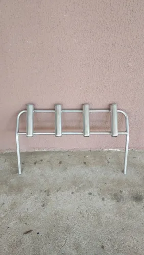 Suporte de varas para Barco