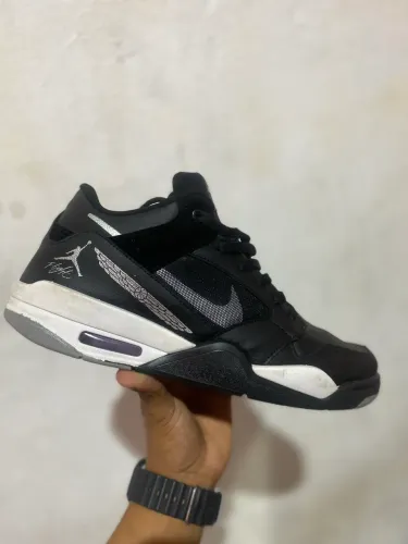 NIKE AIR JORDAN FLIGHT