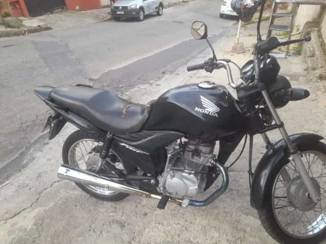 Tem alguns reparos pequenos pra fazer