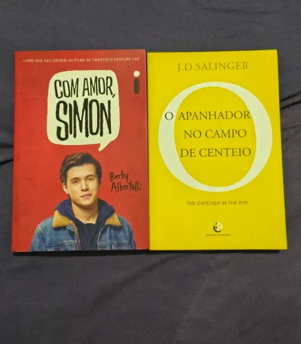 Kit 2 livros: Com Amor Simon e O Apanhador no Campo de Centeio
