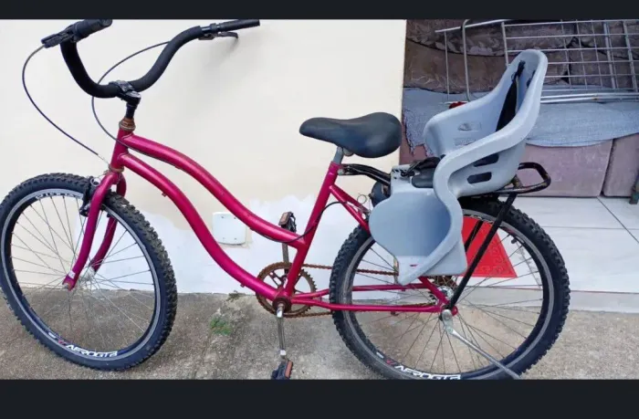 Bicicleta top com cadeirinha