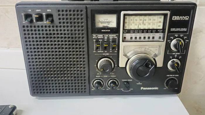 Panasonic RF-2200 Japonês Vintage 8 Bandas - Funcionando - Anos 70
