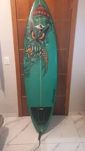 VENDO PRANCHA DE SURF BARREL USADA