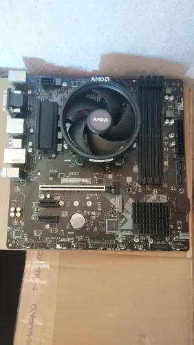 Kit AMD Ryzen 3 3200G + MSI B550M-P Gen3