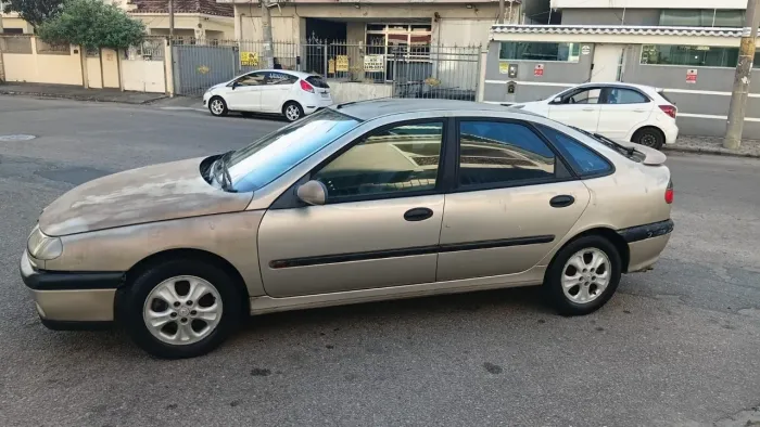 Renault Laguna Nevada RT/ RXE 2.0s 16V 1998