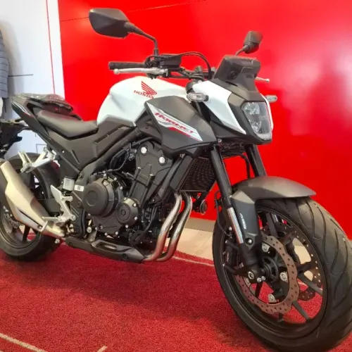 CB500 HORNET- Painel de TFT- Controle de Tração- ROBUSTA ECONOMICA- FINACIO