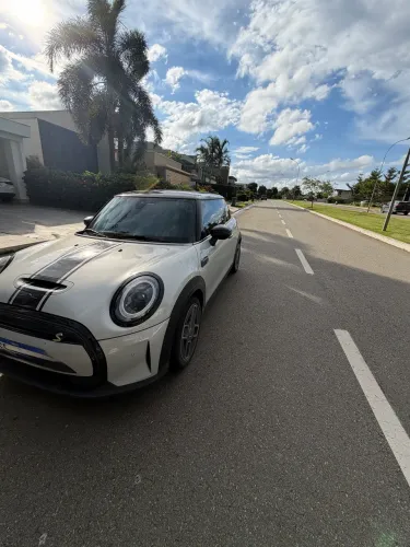Mini Cooper SE Exclusive 3P (elétrico) 2023
