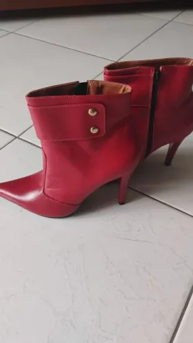 Vendo bota de couro