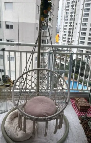 Balanço de macrame com suporte 