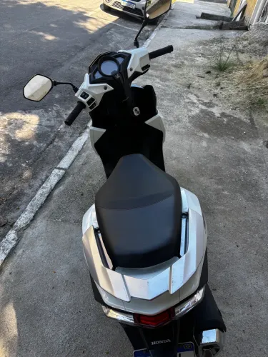 Honda elite 125 2022 com 3 mil km rodados