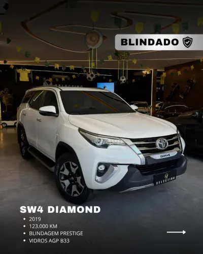 Toyota Hilux SW4 SRX Diamo. 4X4 2.8 TB DIE AUT 2019