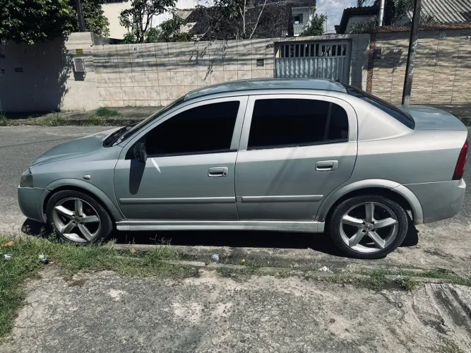 Chevrolet Astra Sedan 2.0/ CD 2.0 MPFI 8V 4P Aut. 2003