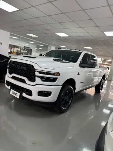 Ram 3500 Laram.6.7 Night Ed.tb CD 4X4 Die. 2026