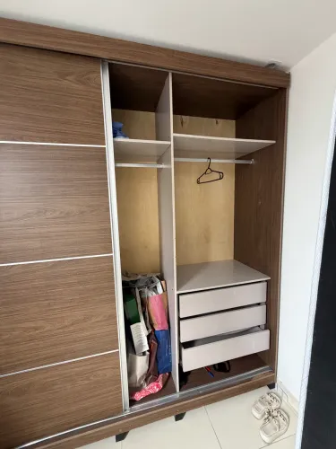 Guarda roupa casal 