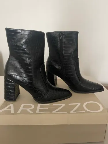 Bota Croco preta Arezzo