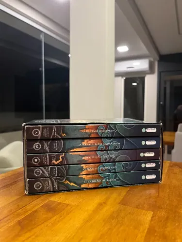 Box Percy Jackson e os Olimpianos - 5 Livros - Rick Riordan - Ótimo Estado!
