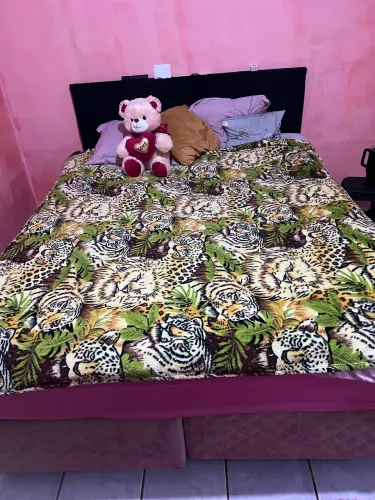 Cama Queen com cabeceira