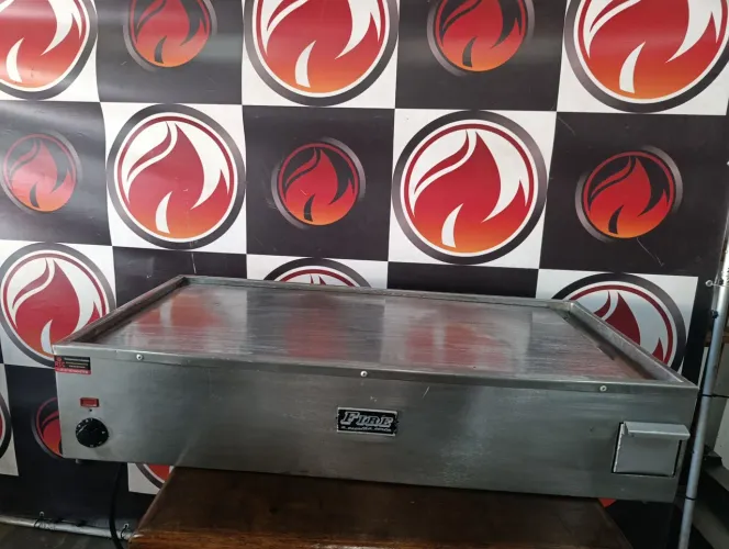 Chapa elétrica 1,00x55x22 industrial marca FIRE ( usada ) em ótimo estado funcionando