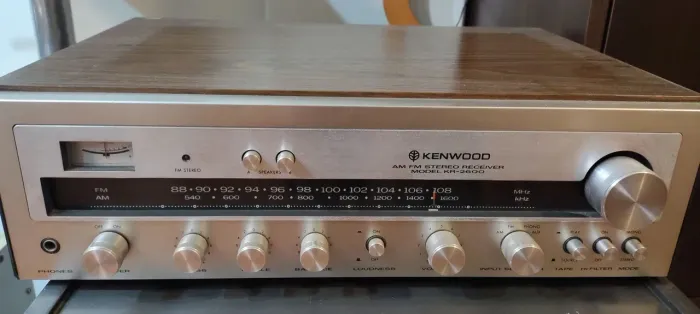 Receiver Kenwood KR-2600
