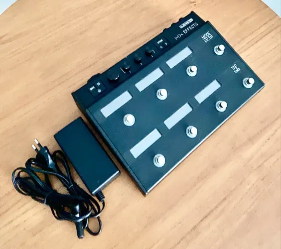 Pedaleira HX Effects Line 6. Topíssima!!