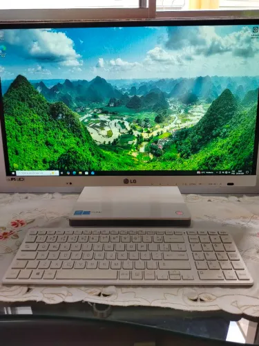 Computador All in One LG 23" Core i5 + 480GB + TV Digital + HDMI In + Webcam e Mic
