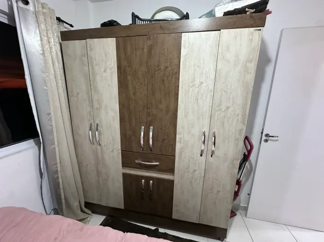Guarda-Roupa Grande