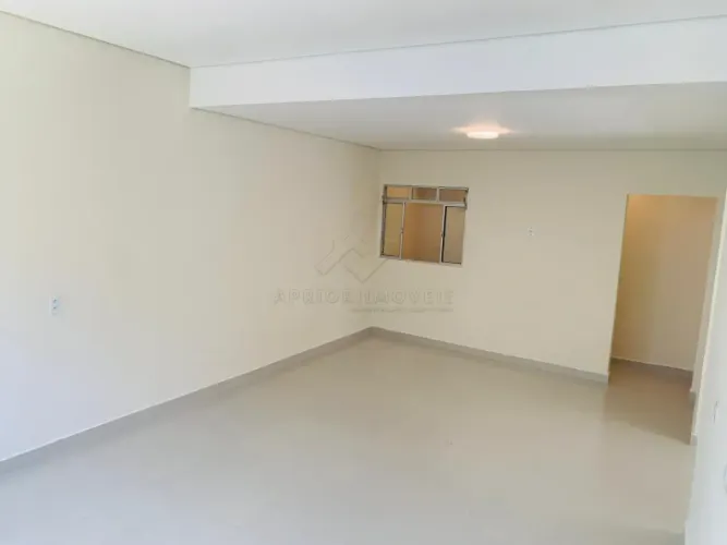 Casa Térrea de 02 Dormitórios 196m² por R$499.000,00 na Vila Tibiriça - Santo André - SP