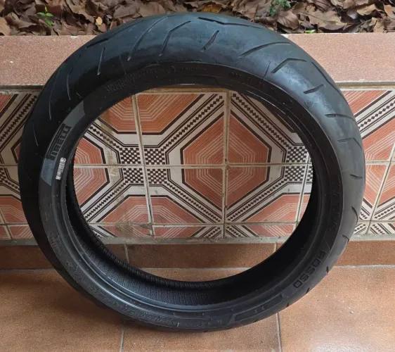 Pneu pirelli dianteiro diablo rosso II 120/70 r 17