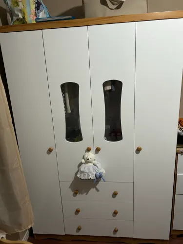 Guarda roupa infantil