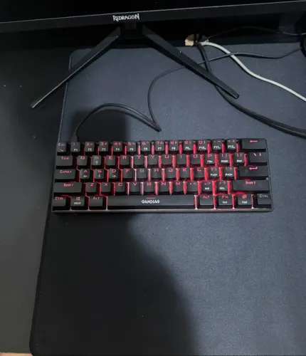TECLADO 60% SWITCH BLUE GAMDIAS HERMES E3