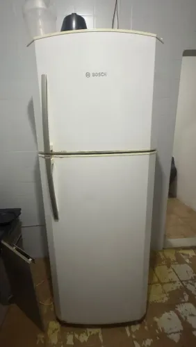 Vendo geladeira bosch