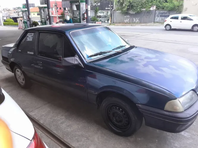 Chevrolet Monza GLS/ Hi-tech 2.0 EFI 2P E 4P 1995